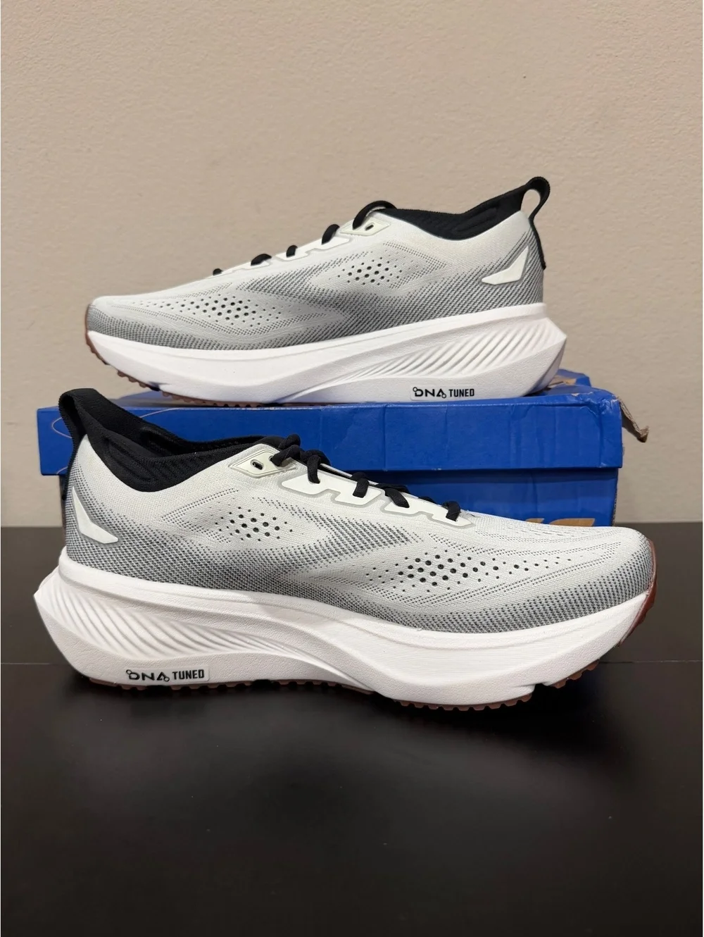 Size 12 - Brooks Glycerin 23 “White Black Gum”